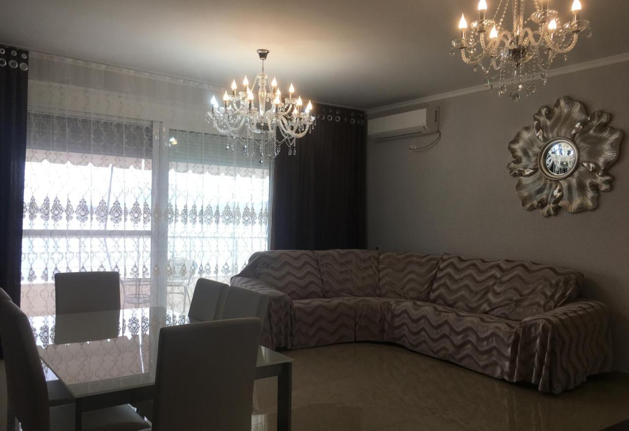 Royal Queen&King Luxury apartment Sarandë Buitenkant foto