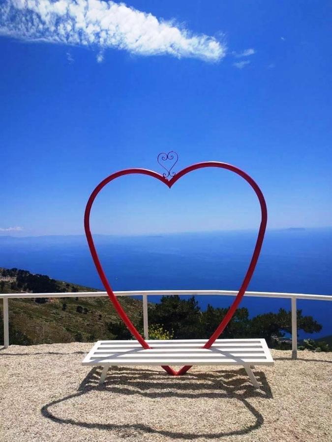 Royal Queen&King Luxury apartment Sarandë Buitenkant foto